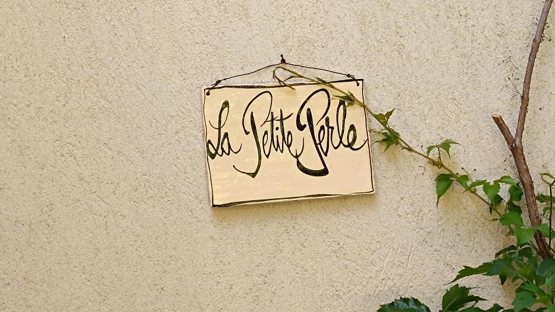 La Petite Perle, Balneo En Supplement, Le Clos Des Perles Tourtour 0*,  France